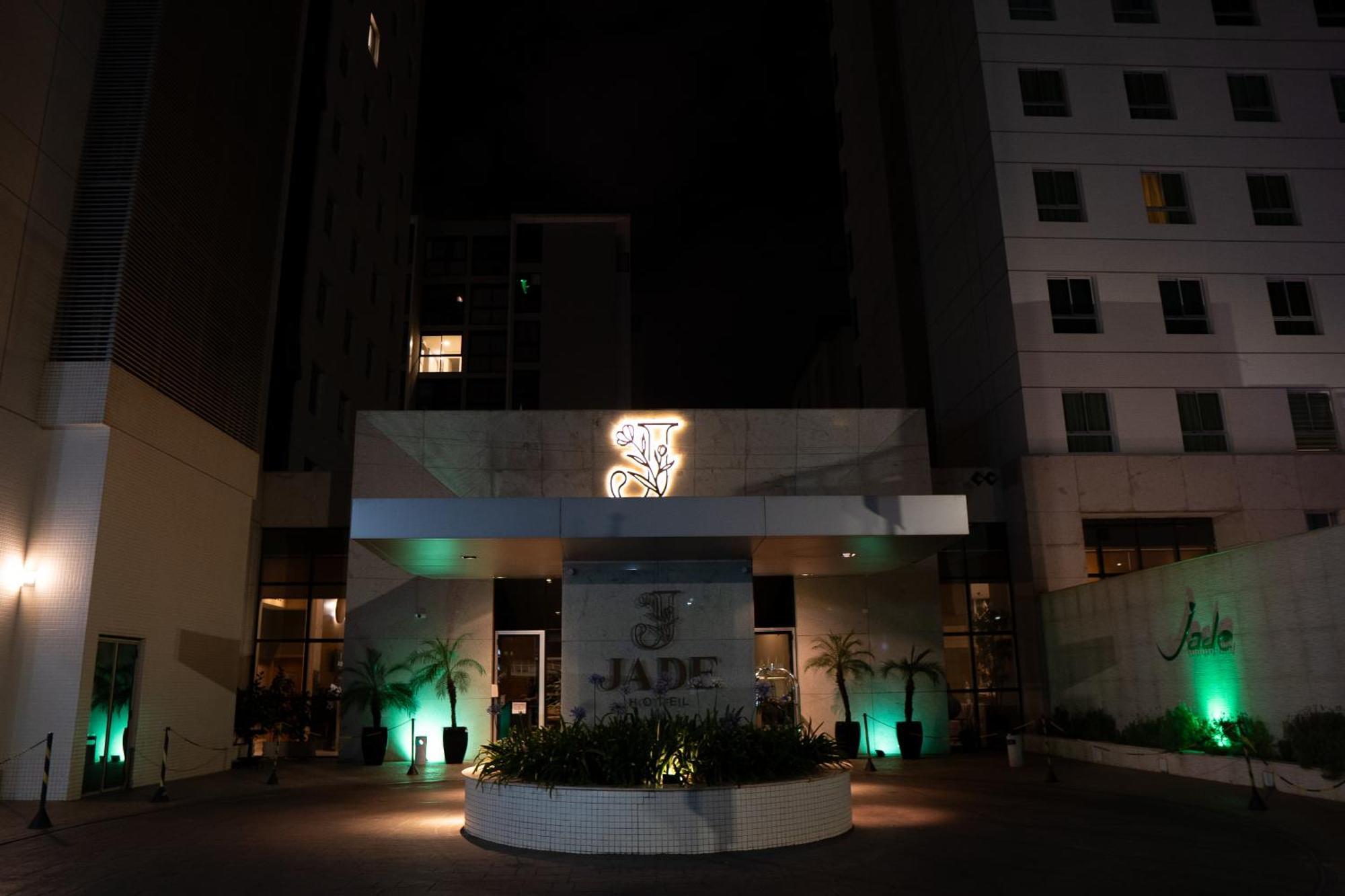 Jade Hotel Brasilia Candangolandia Экстерьер фото The entrance of the hotel