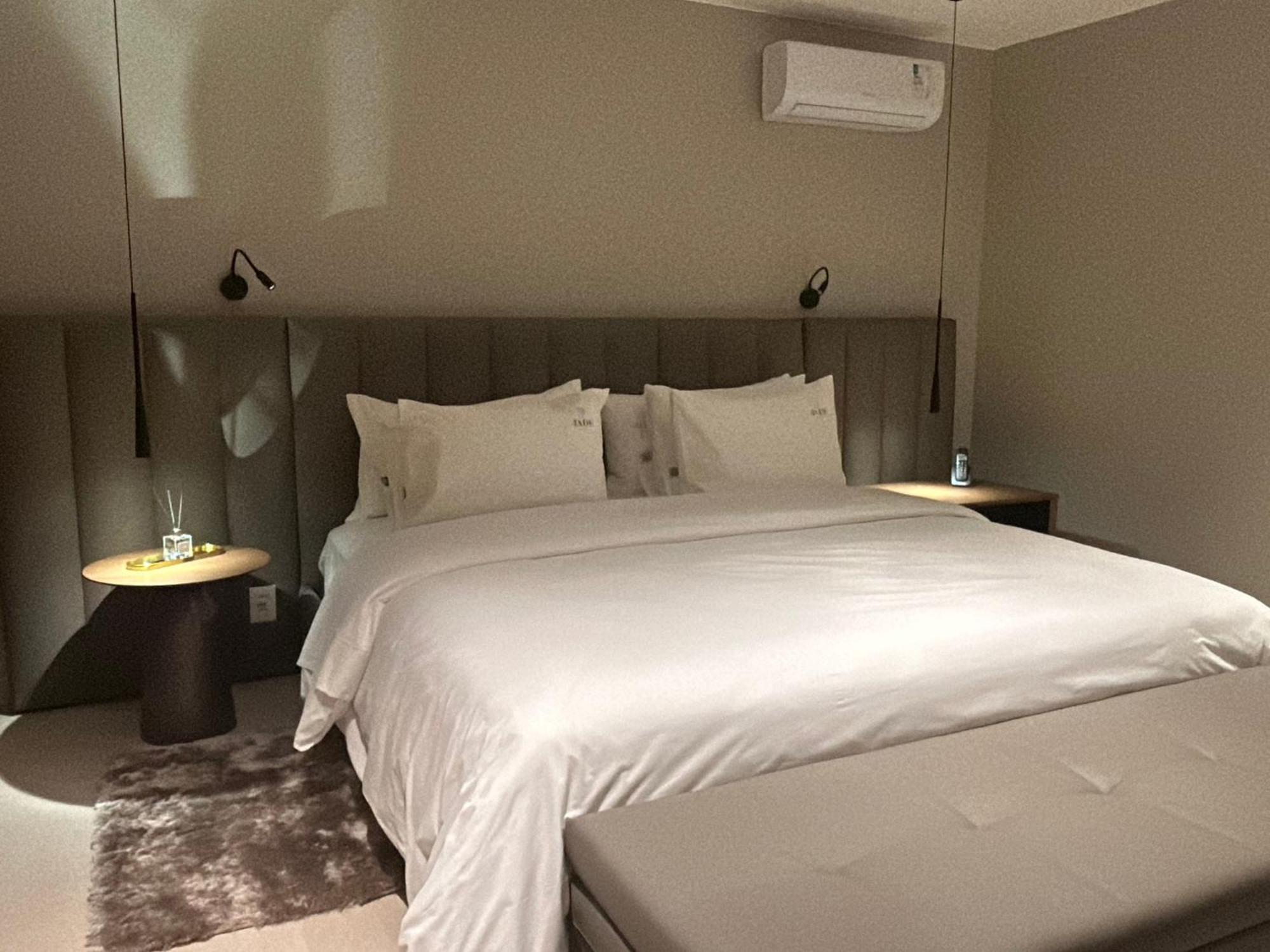 Jade Hotel Brasilia Candangolandia Экстерьер фото A bedroom at the hotel